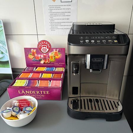 Freshly Renovated City Apartments Essen Kitchen Wifi Near Duesseldorf Airport Extérieur photo